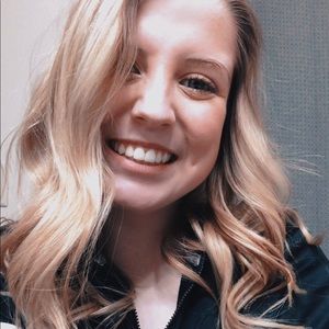 Meet your Posher, Lizzie